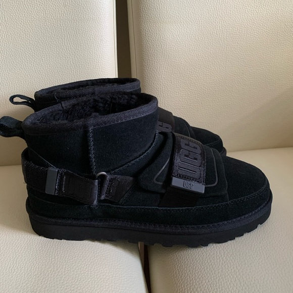 NWOB UGG Classic Ultra Mini Hybrid Strap Short Boots - Picture 10 of 17